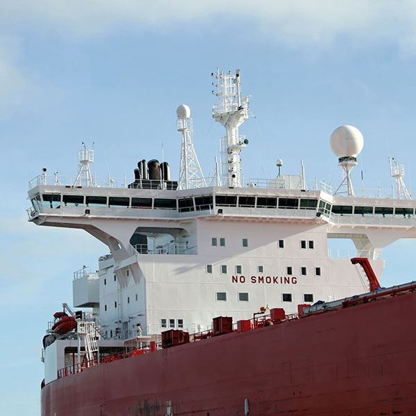 Ship's superstructure, bridge and navigation sensors Ship's superstructure, bridge and navigation sensors