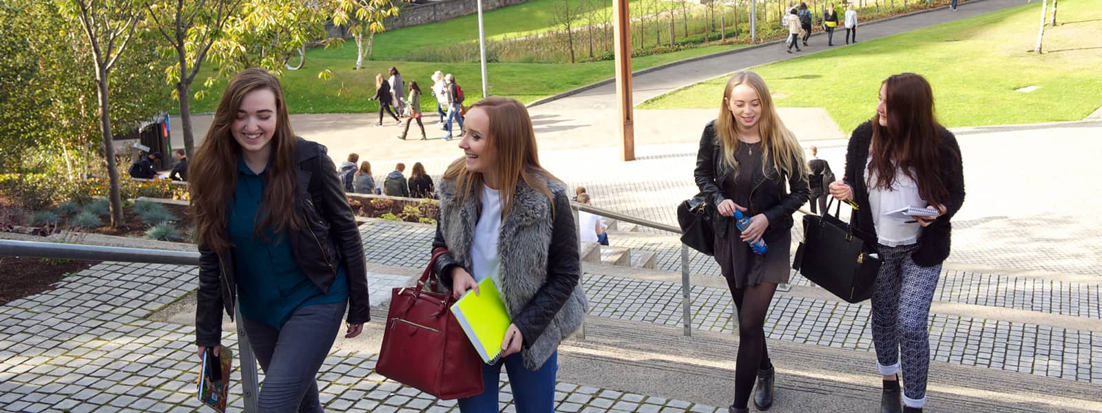 Students in Rottenrow Gardens