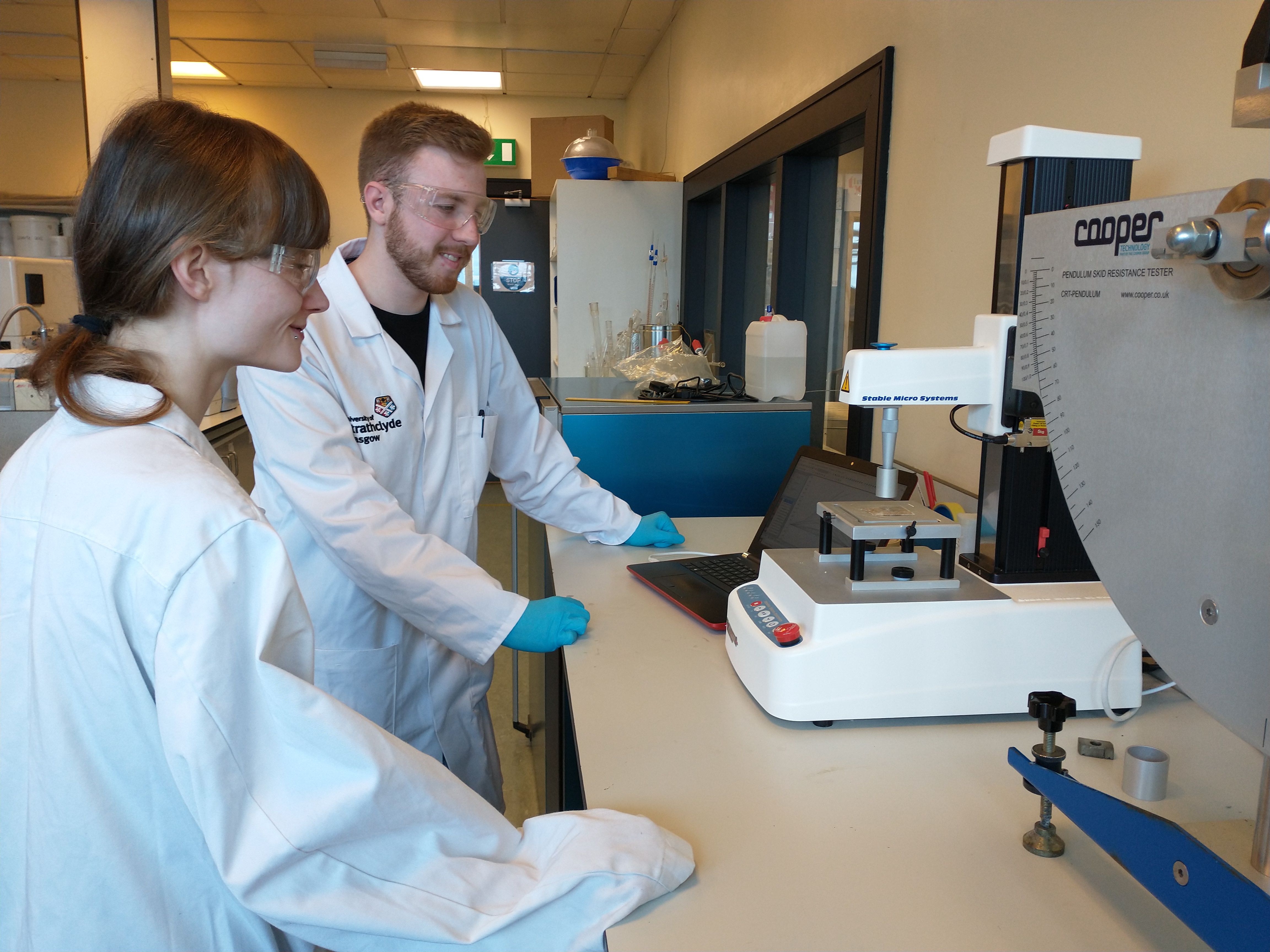 Students at work in the Chemistry Clinic  