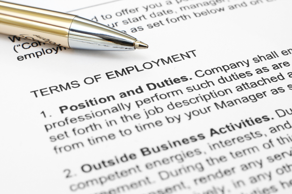employment contract and pen