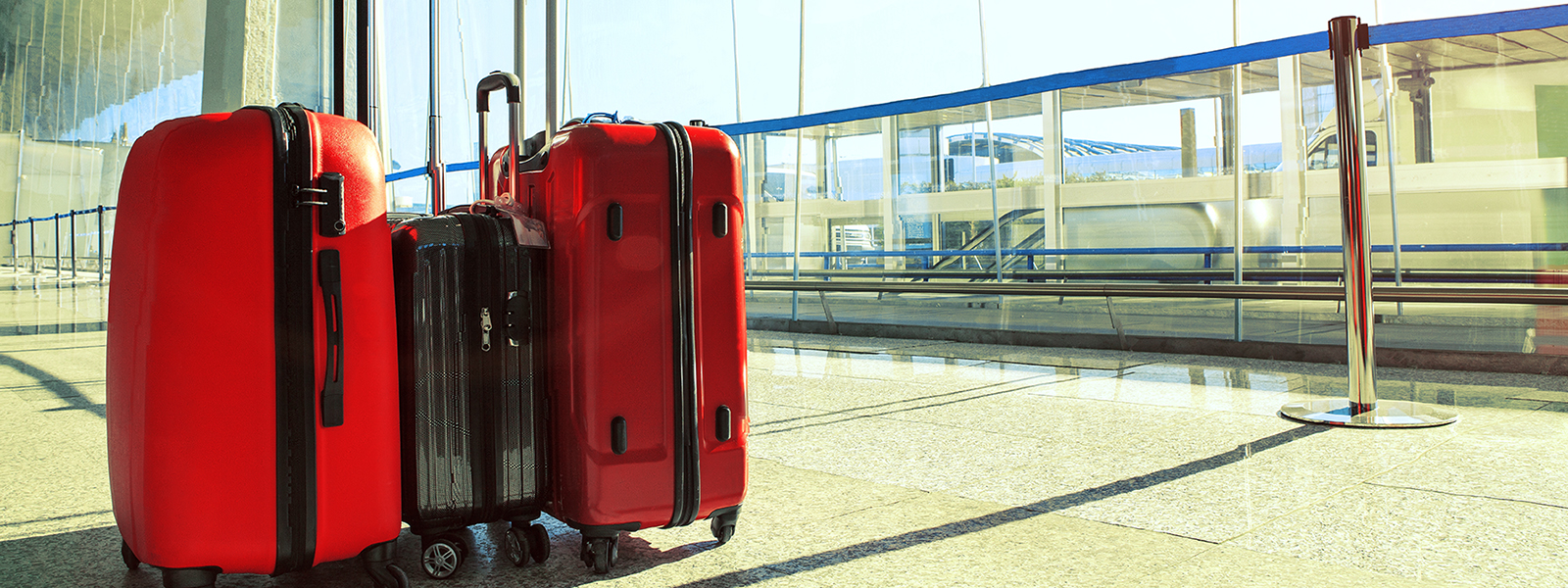 luggageatanairport1600x600