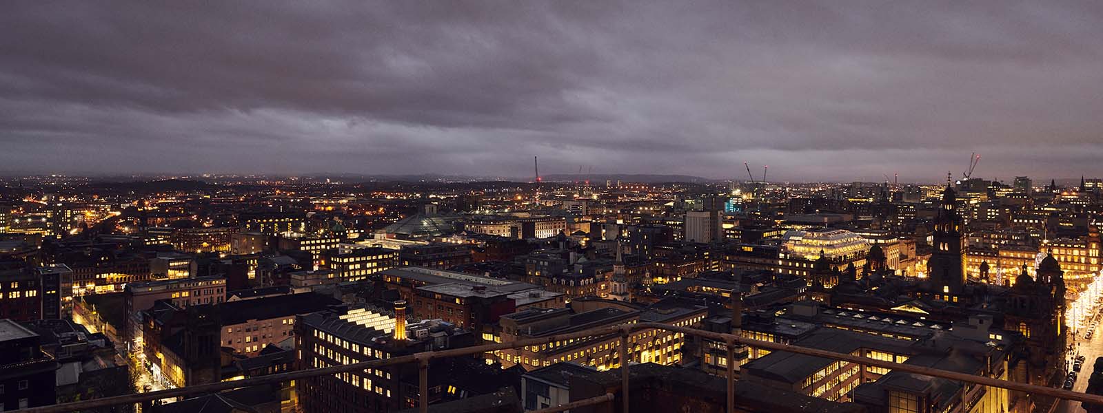 Cityscape of Glasgow at night