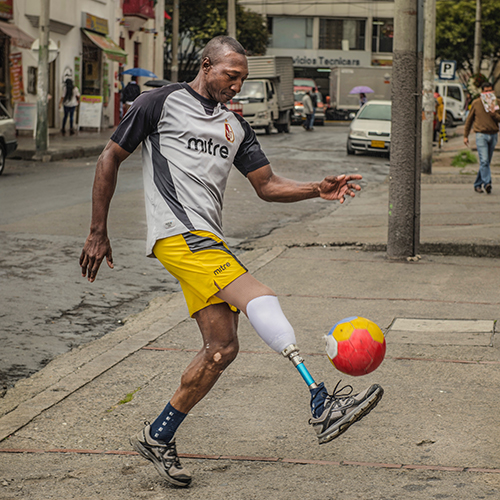 A man with a prosthetic leg playing football. PIC: Leonard Faustle