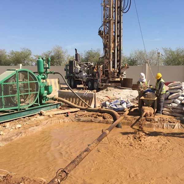 Drilling works in Doha, Qatar. Barry participated in the drilling and installation of a deep injection as part of my final year dissertation studies. 