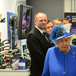 Professor Alastair Florence shows The Queen and guests around the CMAC laboratories.