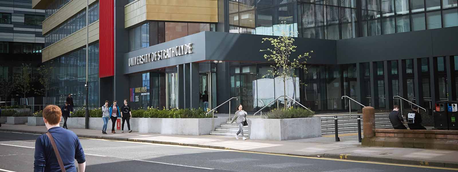 Students walking past exterior of Strathclyde Business School on Cathedral Street