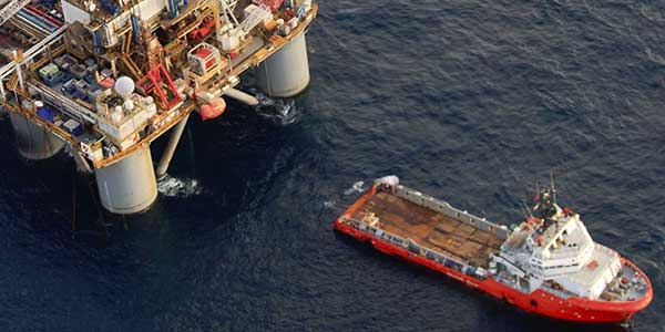 Offshore floating structure and a ship.