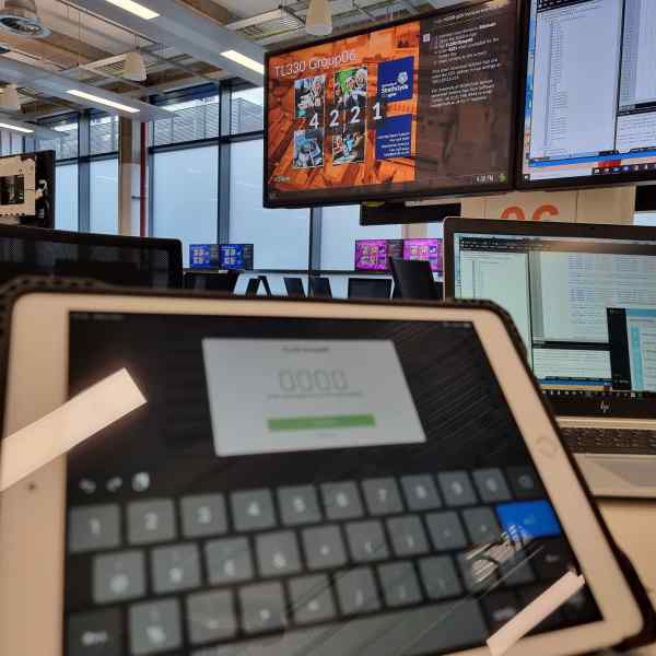 Display screen set-up in University meeting room