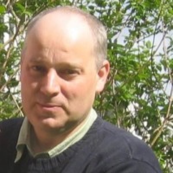 Dr Antony Weir