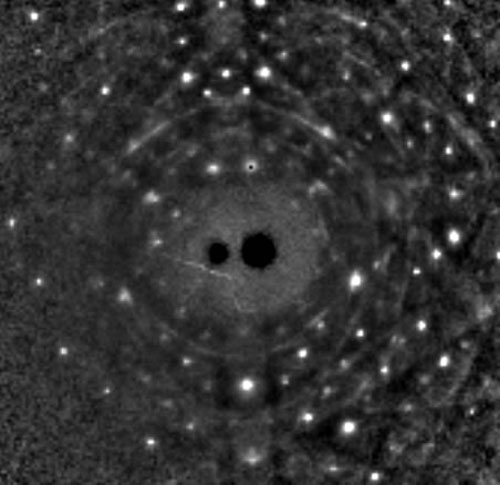 A 30 keV transmission diffraction pattern from a 300 nm thick gallium nitride nanorod.