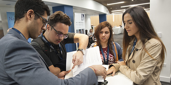 Group of students having a discussion 