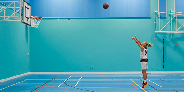 Strathclyde student plays basketball.