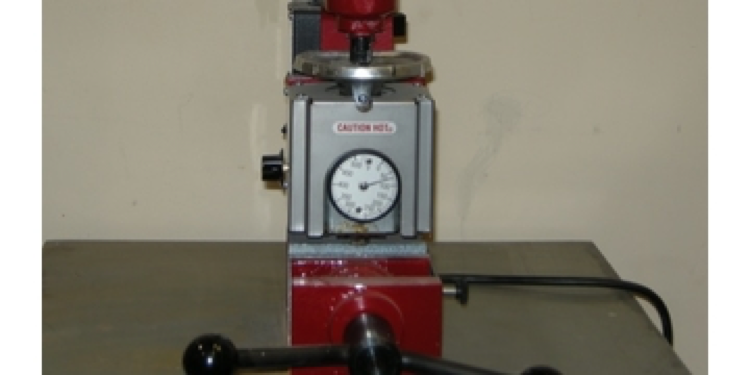Image of our small hand operated injection moulding tool