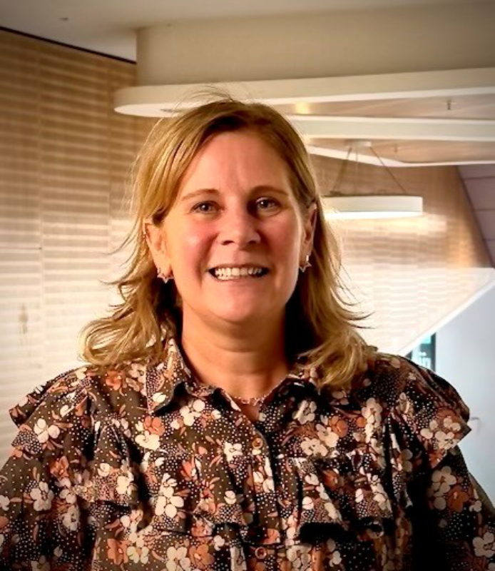 Headshot of Professor Hannah Batchelor