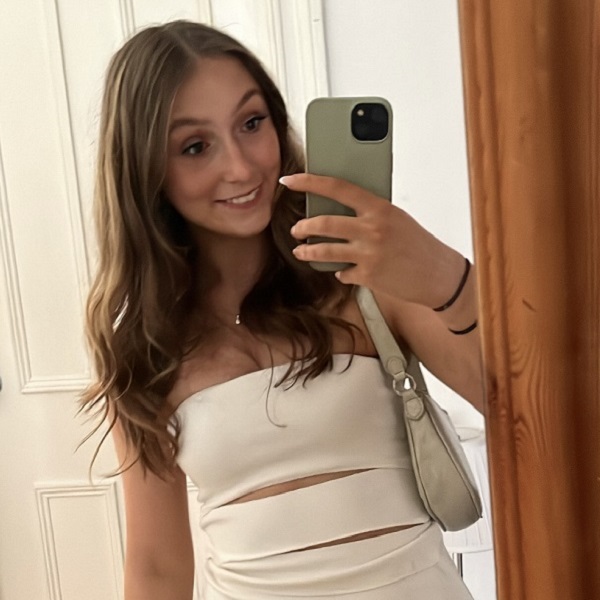 A selfie of Eilidh A selfie of Eilidh