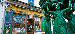 Shakespeare and co bookstore, Paris